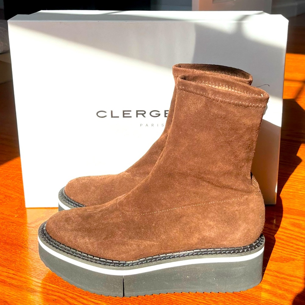 NEW in BOX - Clergerie Berta suede boots in chocolate brown